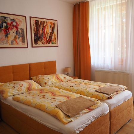 Hotel Privat Alenka Liptovský Mikuláš Esterno foto